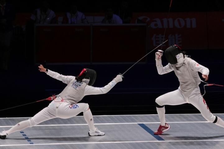 韩国新星实力抢眼，击剑女子团体夺冠