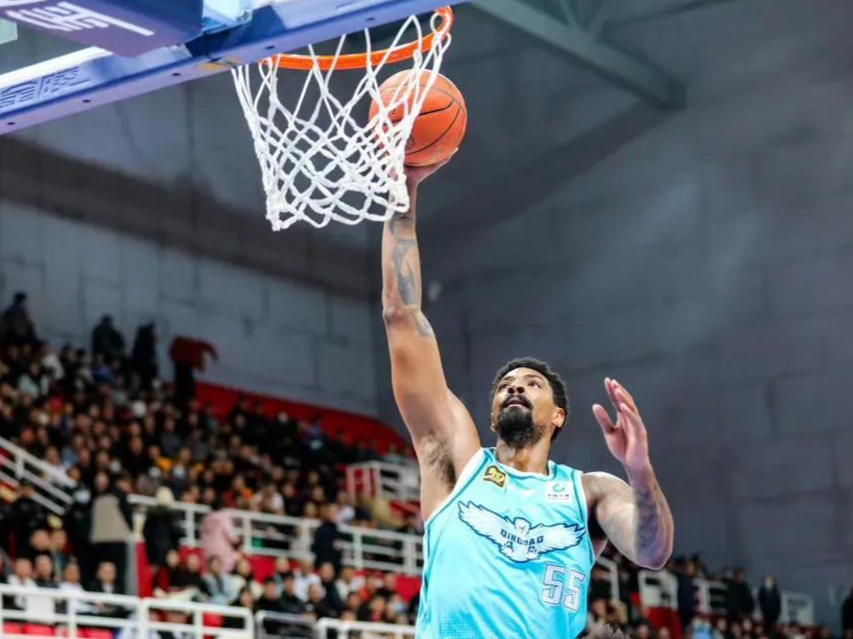 青岛队喜获连胜,迎来了佳运 青岛队喜获连胜,迎来了佳运