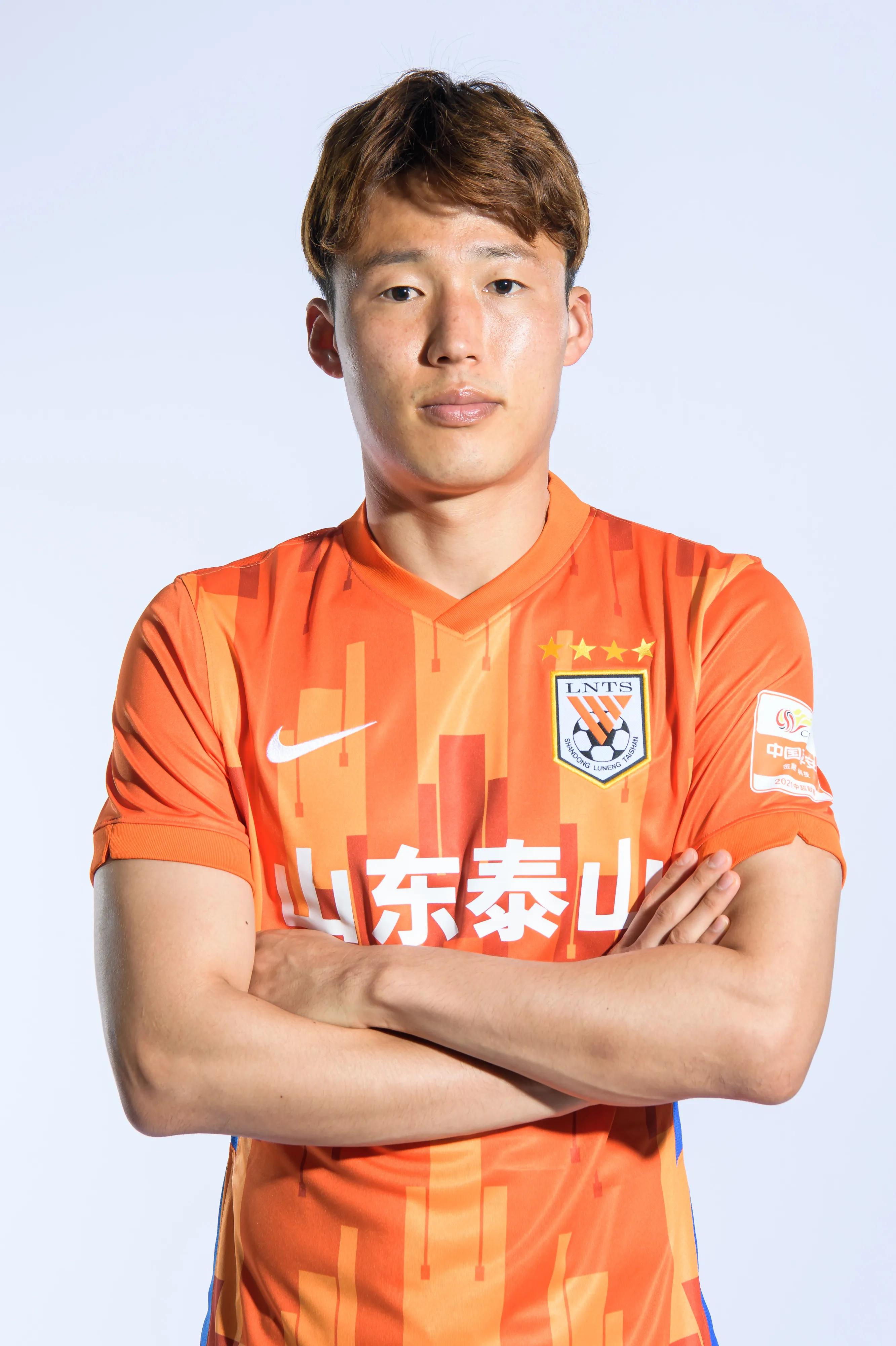 国安战山东鲁能,取得关键三分 国安战山东鲁能,取得关键三分