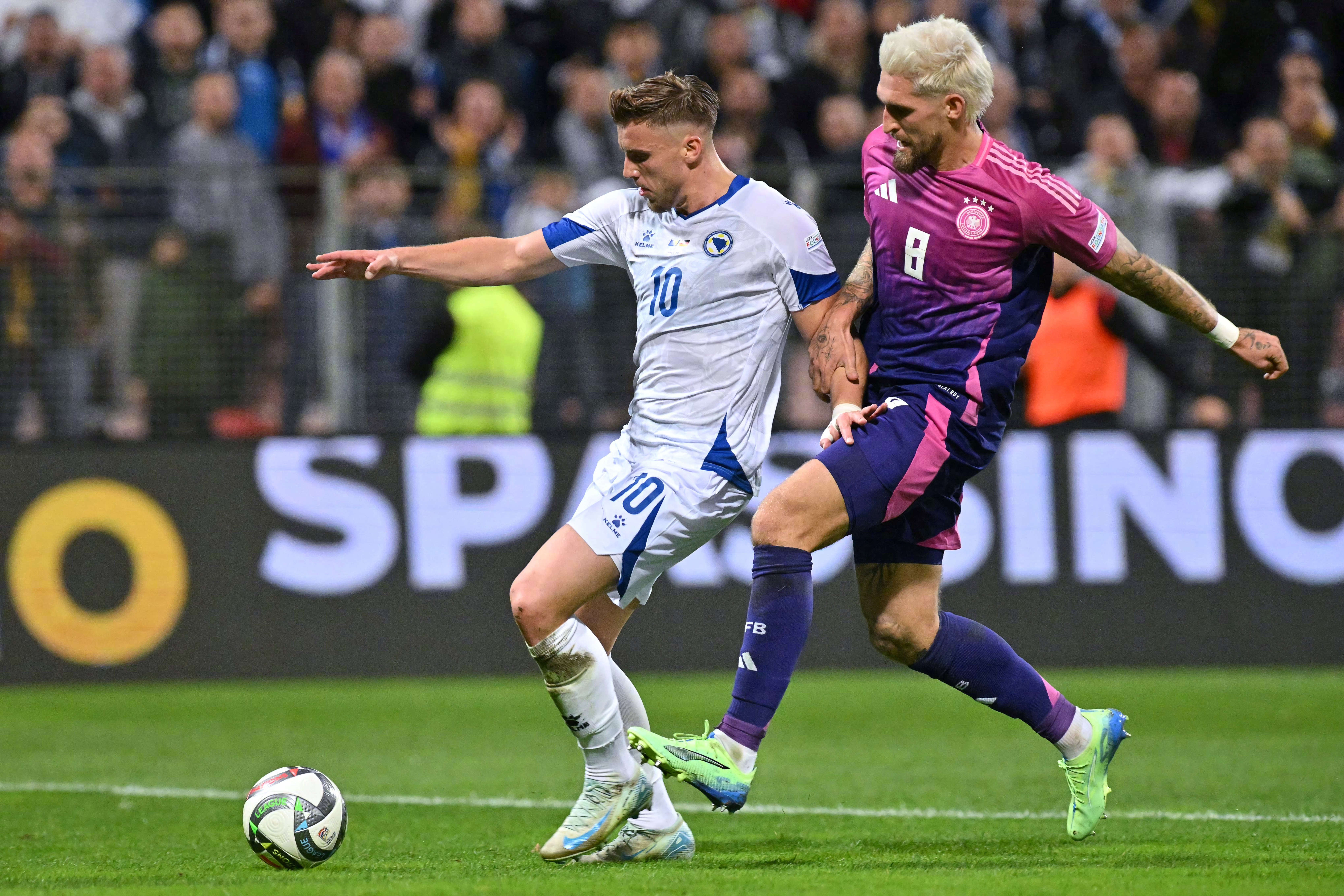 格陵兰队在欧预赛中战胜波黑队 格陵兰队在欧预赛中战胜波黑队