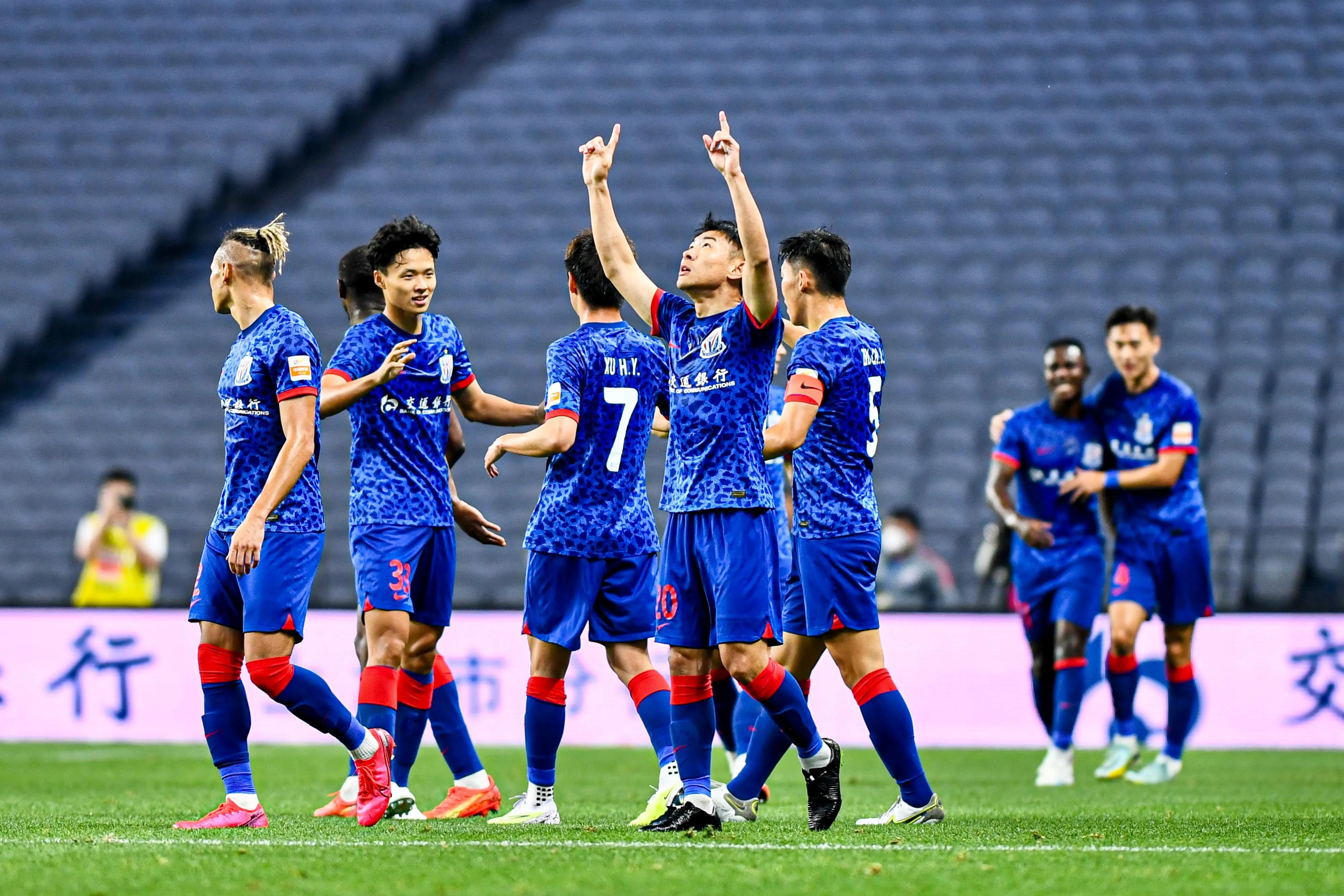 天津权健将在主场迎战广州恒大,胜负悬念 天津权健将在主场迎战广州恒大,胜负悬念