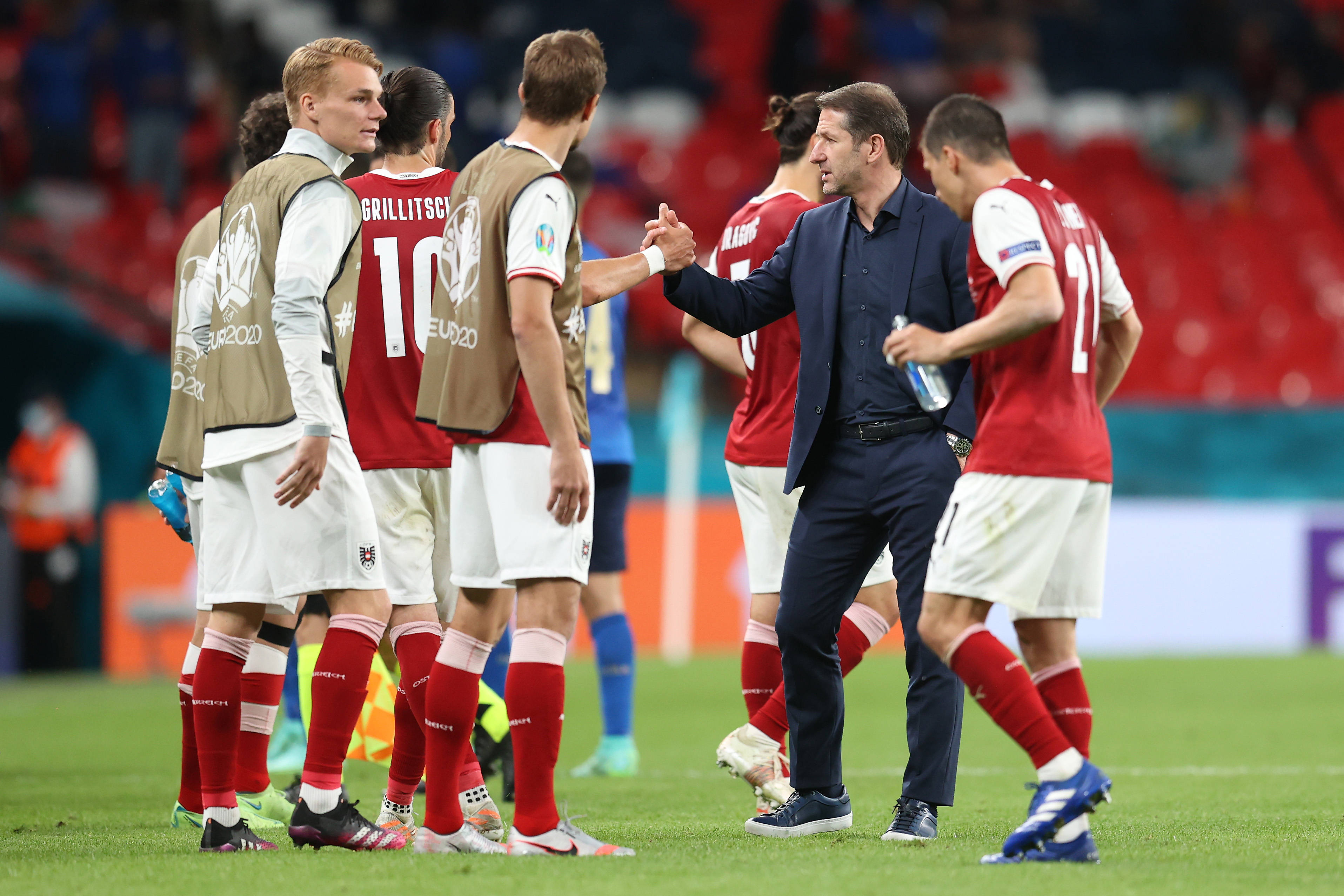 欧锦赛:奥地利1-0摩洛哥,小组赛出局 欧锦赛:奥地利1-0摩洛哥,小组赛出局