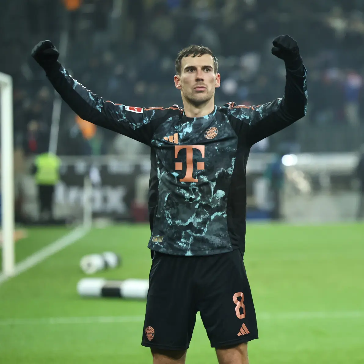 斯图加特挑战门兴格拉德巴赫,魏克施引领德比胜利 斯图加特挑战门兴格拉德巴赫,魏克施引领德比胜利