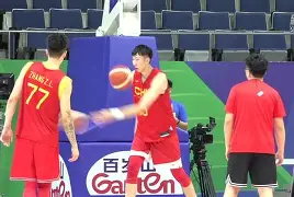 阿尔科尼卡持续低迷，难以在实力强劲对手面前展露锋芒